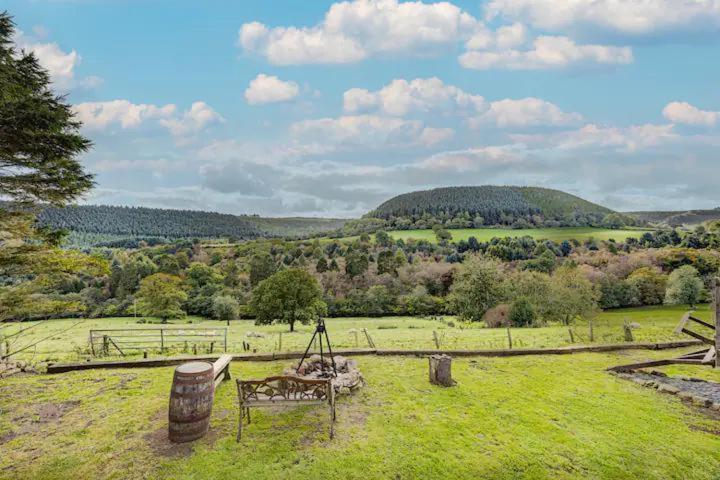 Holiday home Glamping Wagon - 1 X Double Bed 2 X Single Bed *