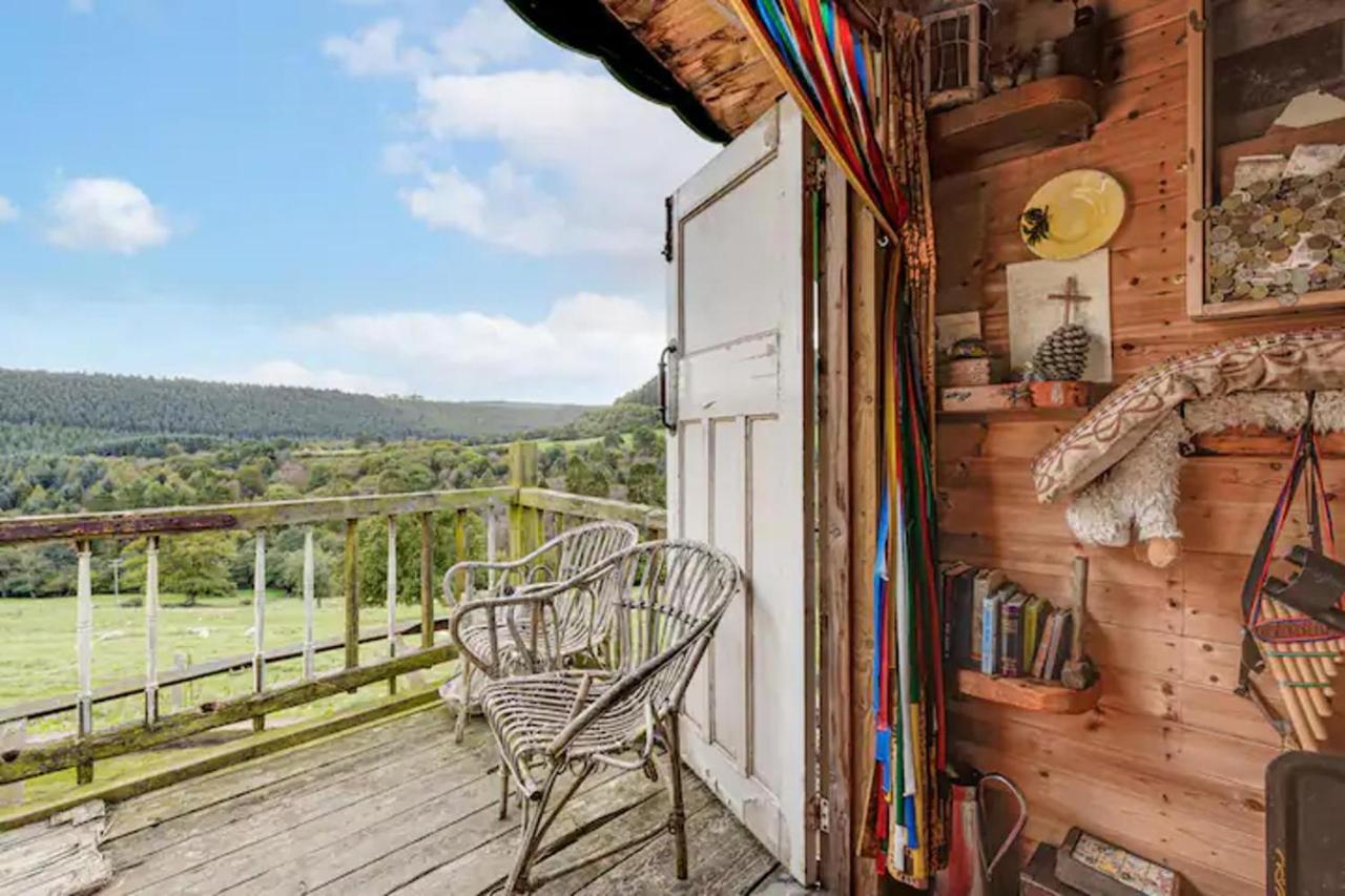 Holiday home Glamping Wagon - 1 X Double Bed 2 X Single Bed Scarborough